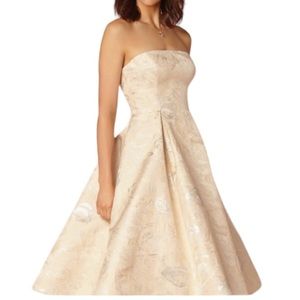 Adrianna Papell soft white evening gown size‎ 14